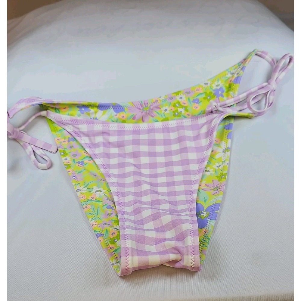 Wild Fable Reversal Floral Bikini Bottoms - Picture 8 of 10